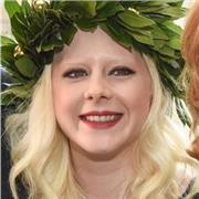 Laureata in psicologia e neuroscienze cognitive con ottime capacità di insegnamento e tutoraggio